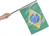 BANDEIRA DO BRASIL - PLÁSTICA COM CABO
